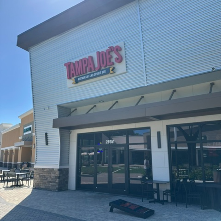 Welcome to Tampa Joe's Restaurant and Sports Bar🍻
