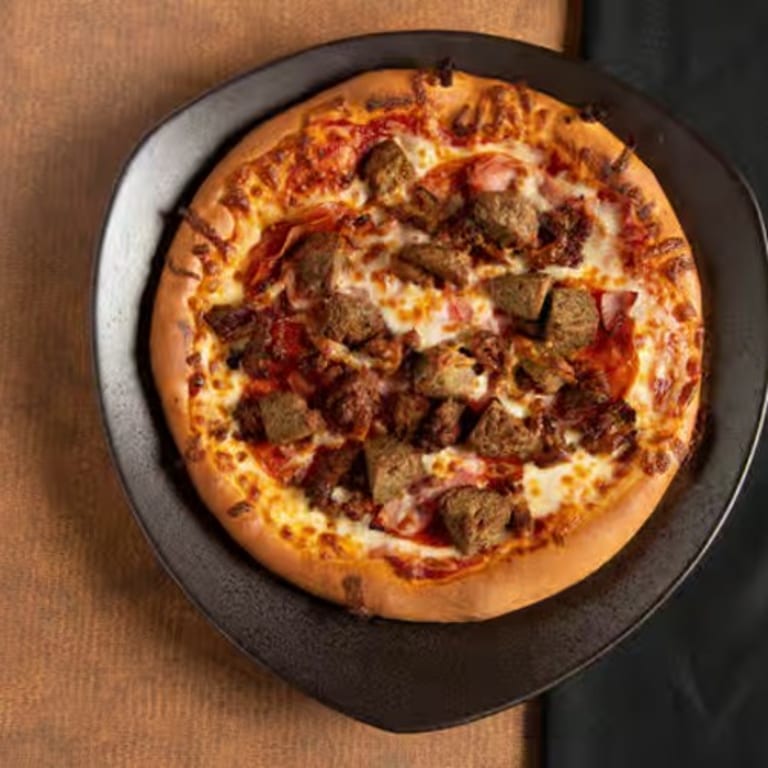 Delicious Cheese Pizza and More