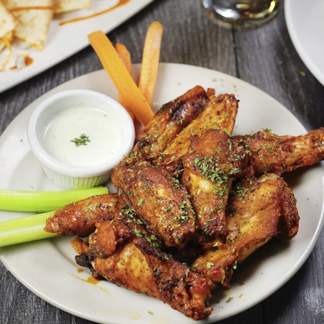 18 Wings Bone-In.