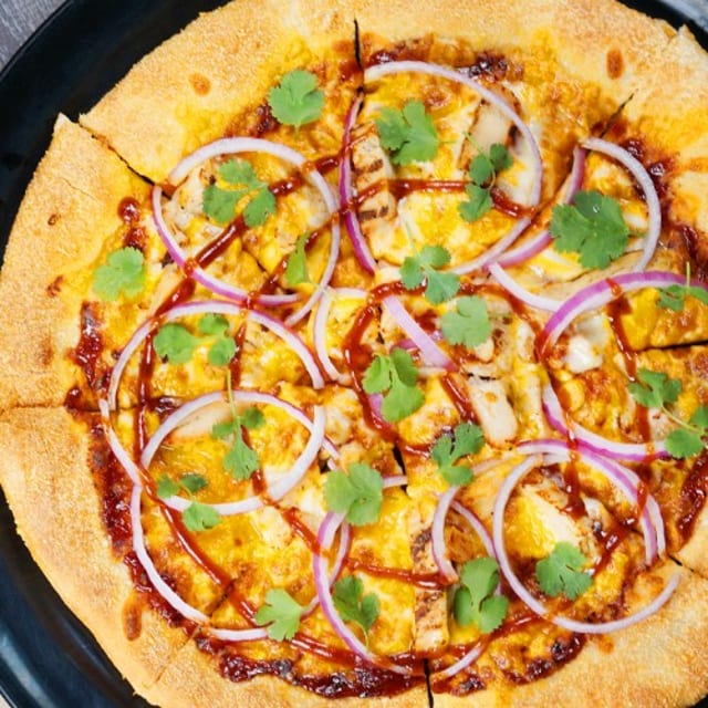 BBQ Chicken Pizza (Individual).